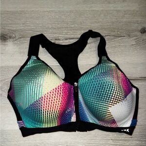 Victoria Secret Sports bra 34DD